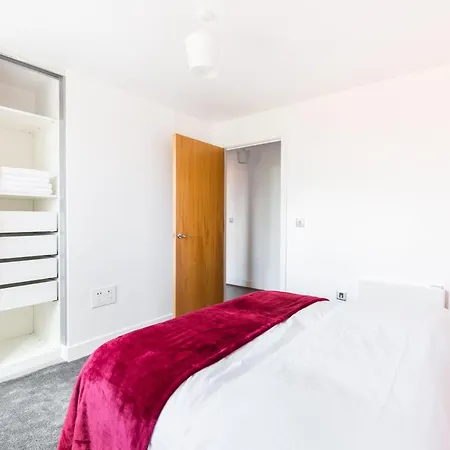 Apartment Granville Street - Spacious 2 Bedroom Centre